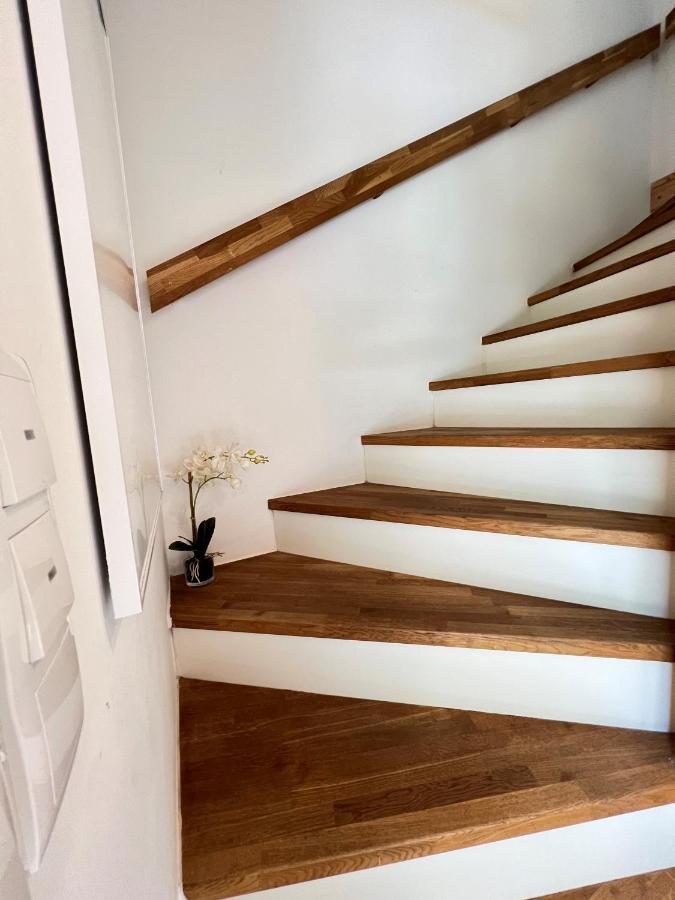 Charming Townhouse Directly By Metro Apartment Vienna Luaran gambar