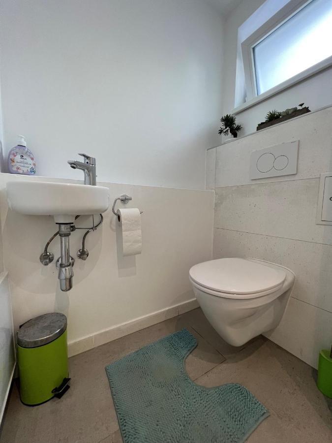 Charming Townhouse Directly By Metro Apartment Vienna Luaran gambar