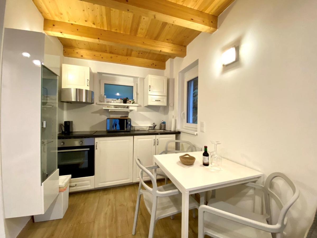 Charming Townhouse Directly By Metro Apartment Vienna Luaran gambar